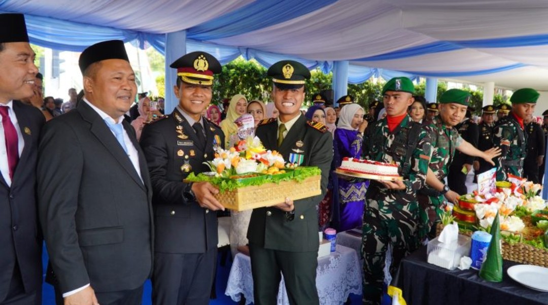 HUT Bhayangkara ke-80 di Karawang Berlangsung Khidmat, Kapolres Tegaskan Komitmen Polri Tingkatkan Pelayanan untuk Masyarakat
