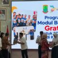 Bupati Karawang Gratiskan LKS untuk Seluruh Siswa SD dan SMP Negeri, Ringankan Beban Orang Tua