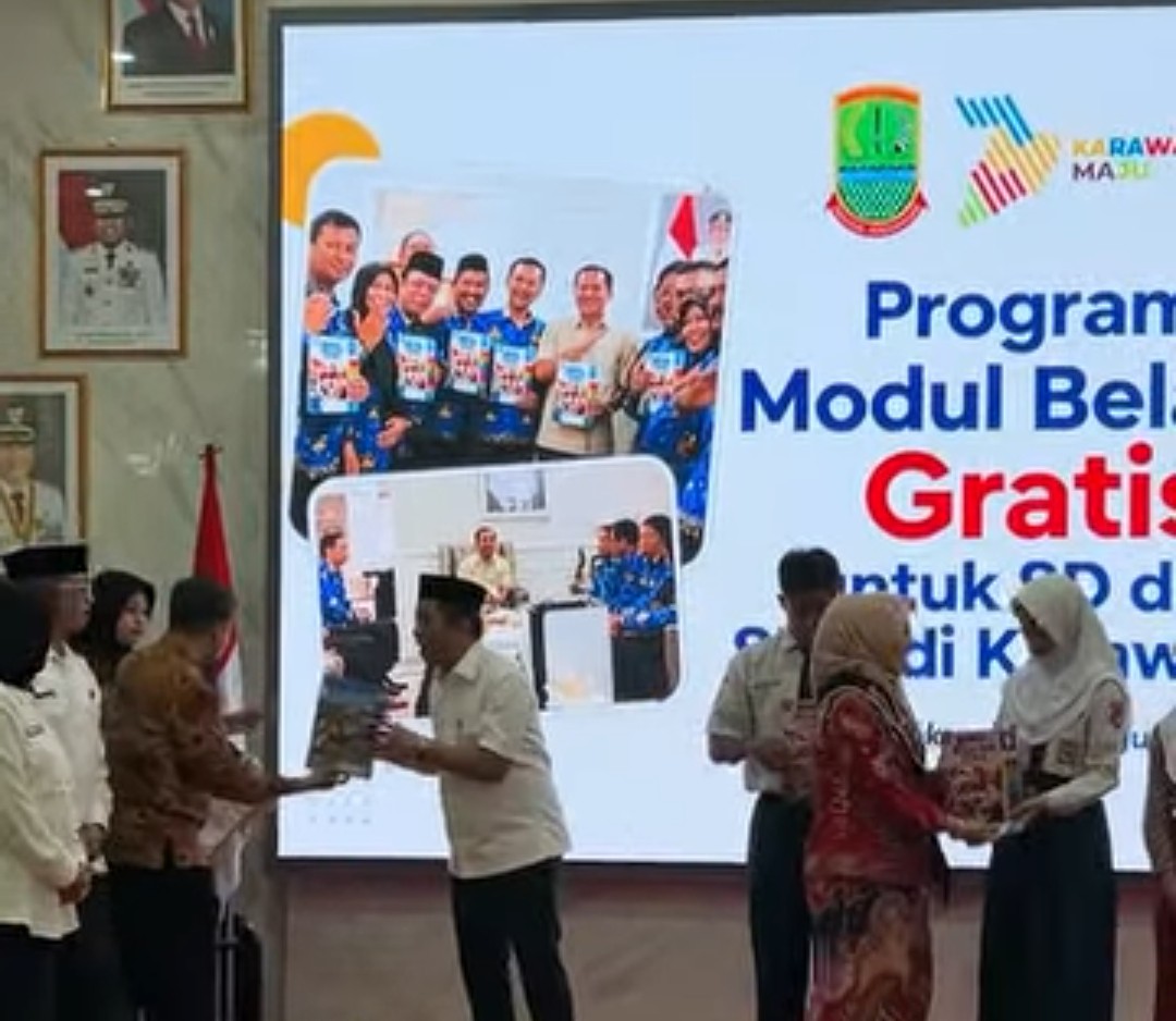 Bupati Karawang Gratiskan LKS untuk Seluruh Siswa SD dan SMP Negeri, Ringankan Beban Orang Tua