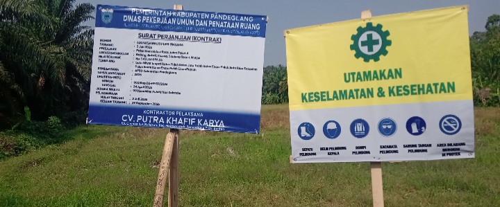 Diduga Lemahnya Pengawasan PUPR Pandeglang, Pekerja Proyek Jalan di Desa Pasirserdang Tidak Gunakan APD, Sebut Pekerjaan Swadaya Masyarakat