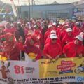 Ratusan warga Kelurahan Karaton, Kecamatan Majasari, Kabupaten Pandeglang antusias mengikuti Jalan Santai HUT RI ke 81 yang disponsori Maxim.