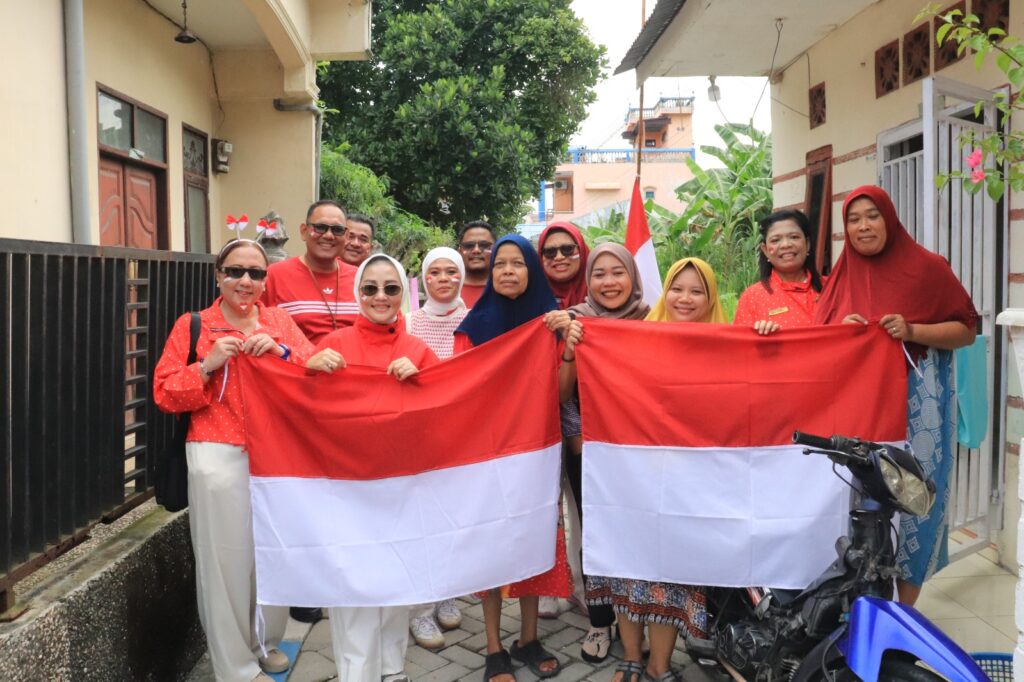 Semarak HUT RI ke-81, RSUD Drs. H. Amri Tambunan Gelar Lomba dan Bagikan 100 Bendera kepada Warga
