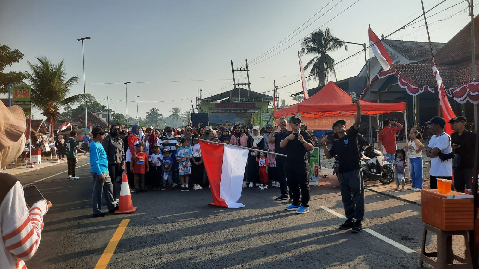 Desa Srigonco Gelar Jalan Sehat dan Gebyar Kesenian Ludruk Mustika Budaya Memperingati HUT RI ke 81