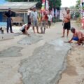 Warga Kp. Bajeg 2 Gotong Royong Swadaya Rehab Jalan, Rian Andriana: Kepedulian Masyarakat Sangat Dibutuhkan