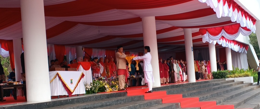 “Merah Putih Tak Sekadar Berkibar, Karawang Bergerak Bantu Korban Bencana NTT”