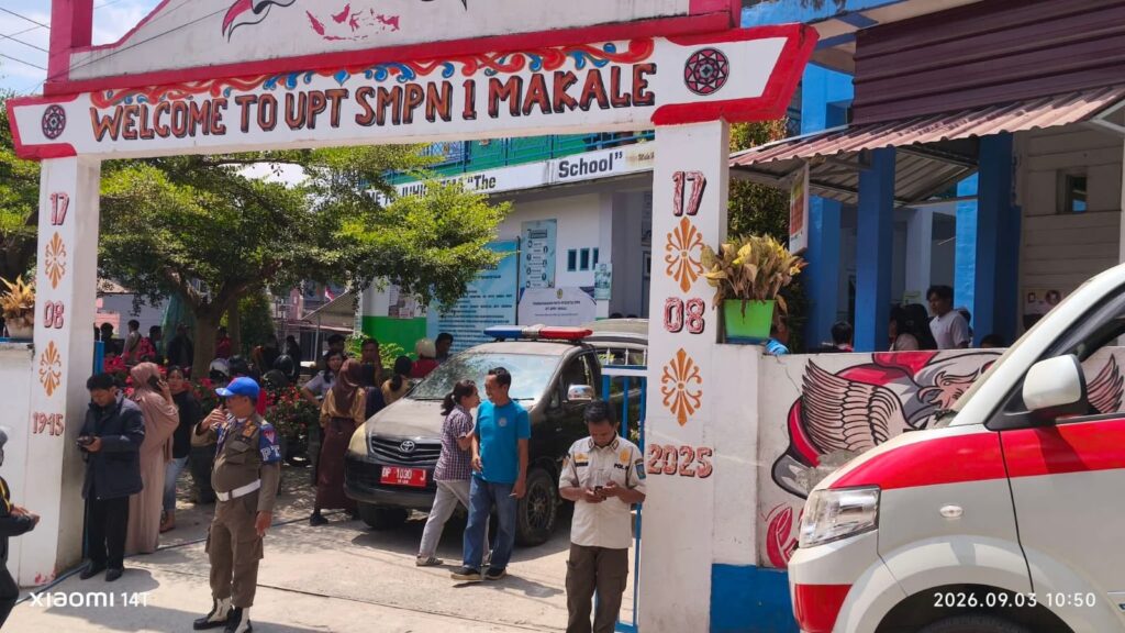 DEWAN PAKAR DPP LSM ELANG MAS Prof. Sutan Nasomal SH MH,Kasus Keracunan Siswa SMPN 1 Makale Seharusnya Tidak Terjadi. Aparat Wajib Sidik SPPG!
