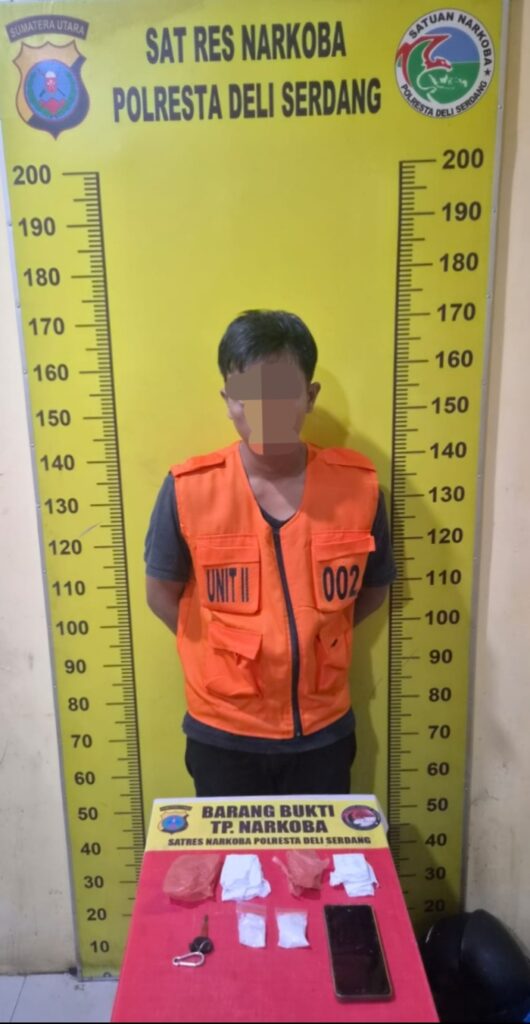 Coba kelabui Petugas dengan simpan Narkoba di balutan tisu, Pria berinisial RPP di tangkap Sat Narkoba Polresta Deli Serdangng