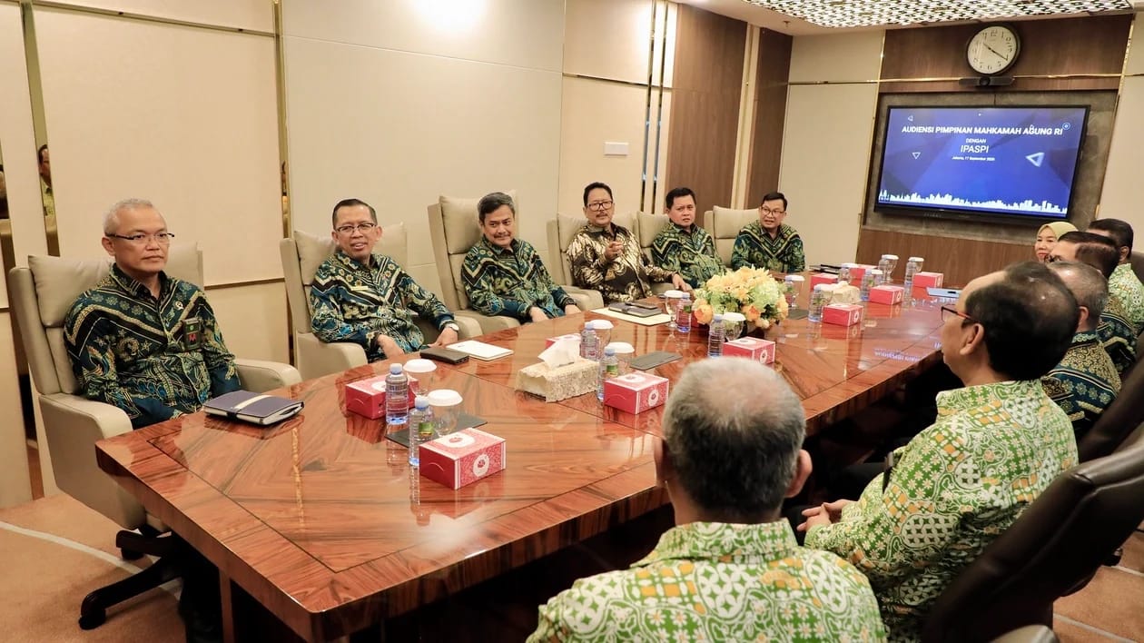 Pimpinan Mahkamah Agung Terima Audiensi IPASPI, Bahas Perkembangan Perjuangan Peningkatan Kesejahteraan Aparatur Peradilan