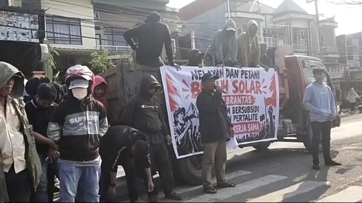 FORMASI ANGKAT SUARA! BBM SUBSIDI DI PINRANG DISOROT, POLRES DIDESAK BUKA TERANG