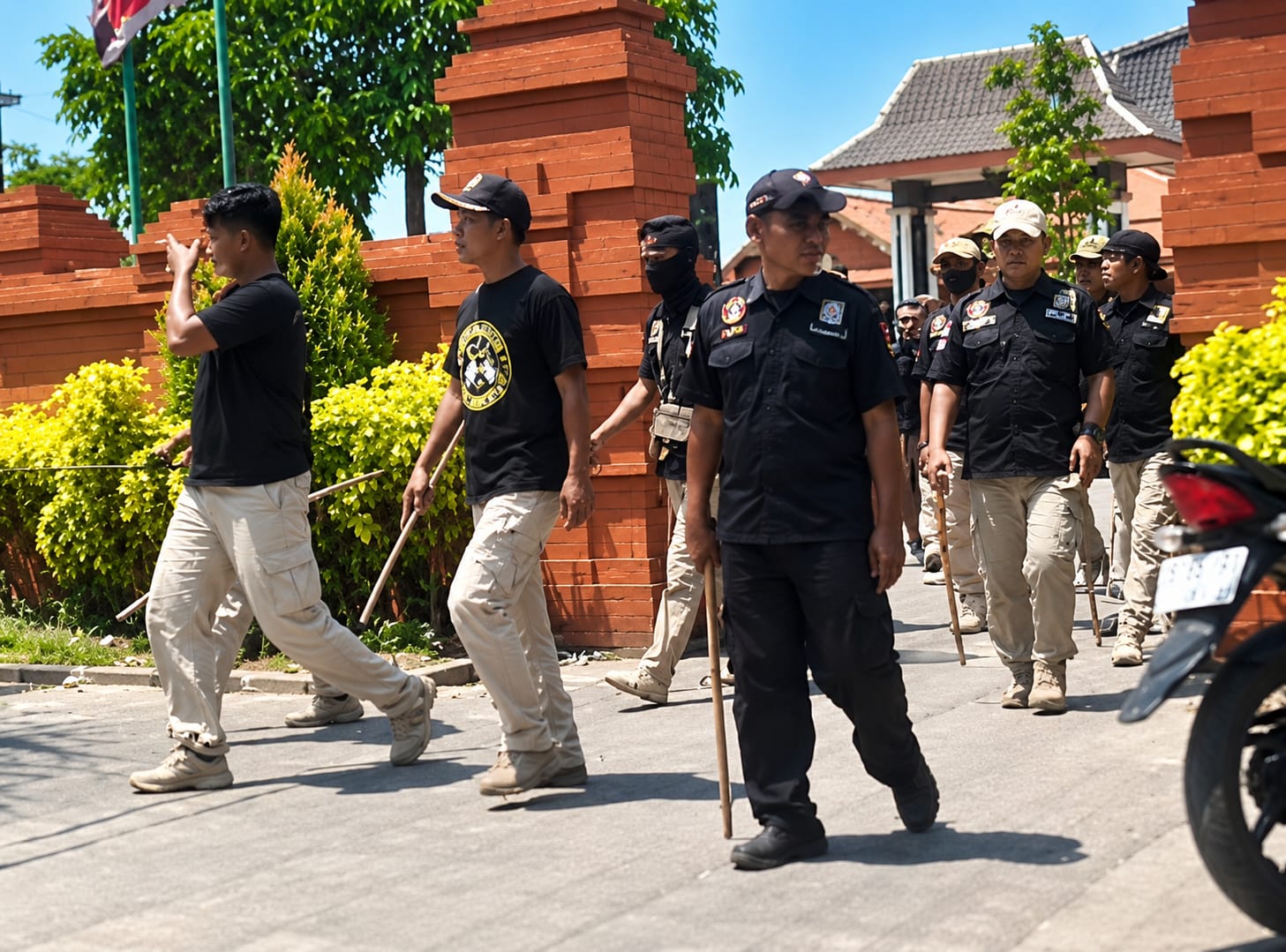 Ketikah Pentungan Memunculkan Pertanyaan:Pembiaran ,Kelalean Atau Sengaja Yang Membantu ?