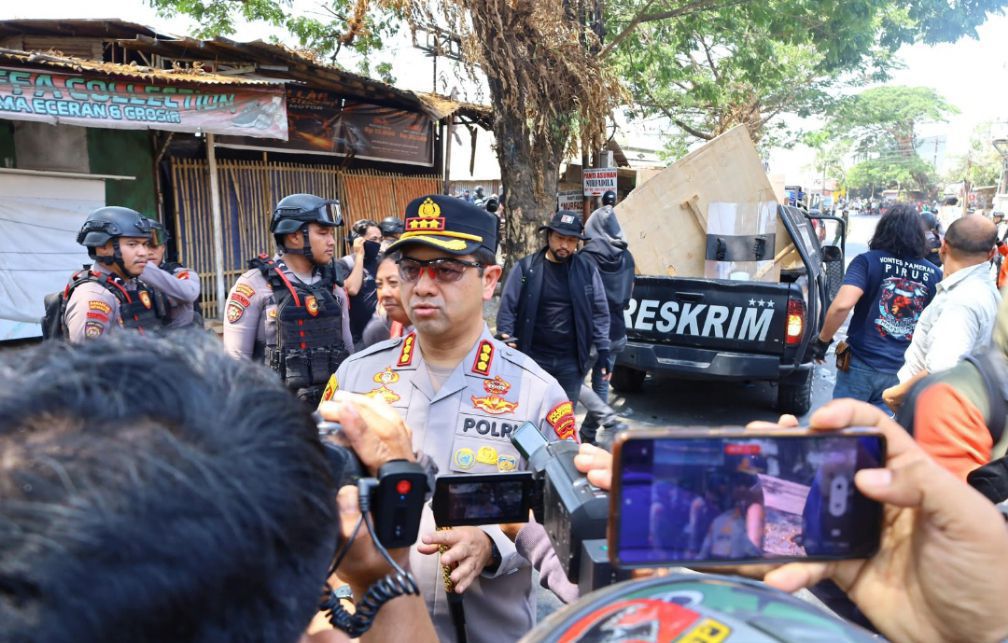 Keributan Pecah di Eks Kodam Aditarina, Kapolrestabes Arya Perdana Turun Tangan
