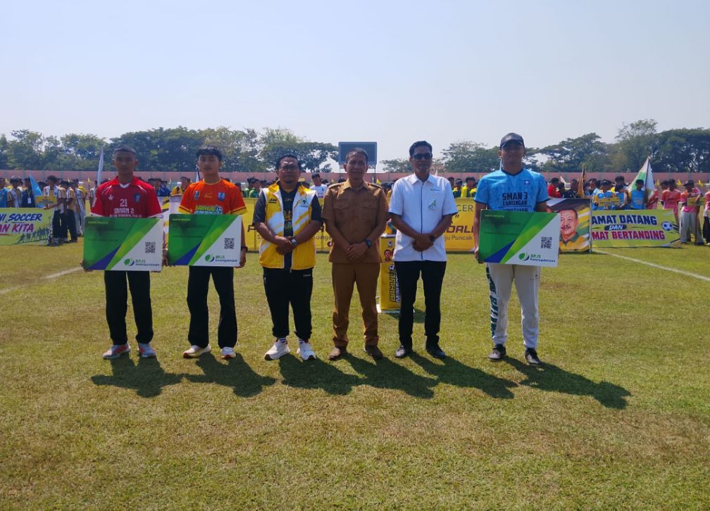 Pembukaan Mini Soccer Piala Ketua Umum Golkar