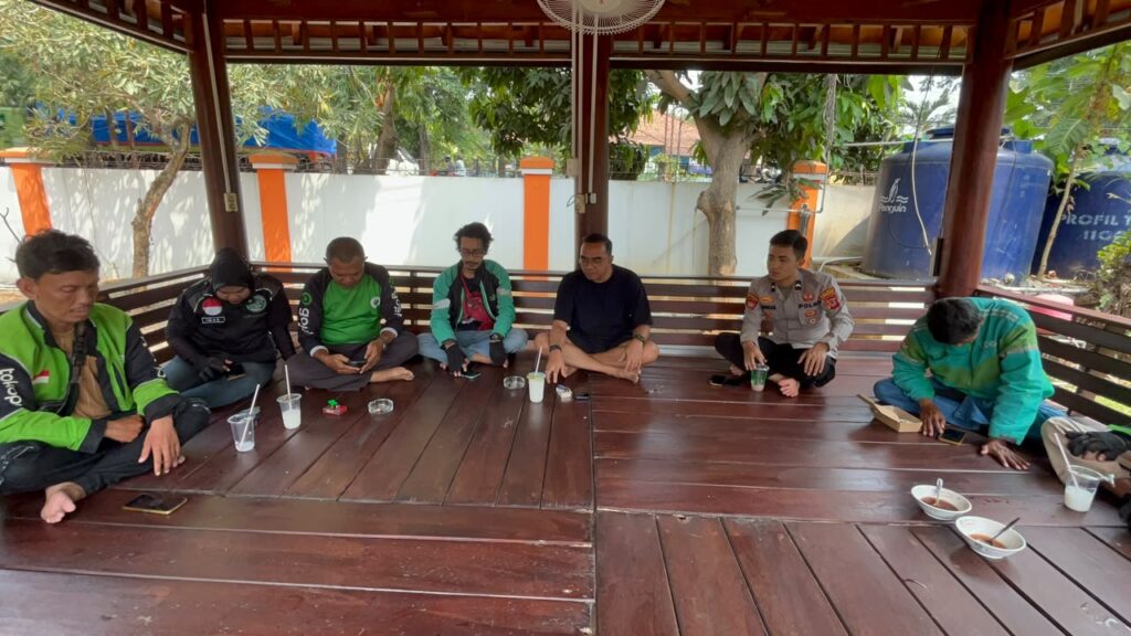 Ngariung Bersama Ojol, Kapolres Purwakarta Dengarkan Cerita dan Serap Aspirasi Kamtibmas