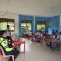 Polantas Karib Sambangi Pelajar SMK Swasta Amalmas Lahusa, Sat Lantas Polres Nias Selatan Edukasi Tertib Berlalu Lintas