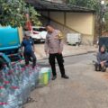 Polsek Jatiluhur Salurkan 4.000 Liter Air Bersih untuk Warga, Wujud Nyata Polri Hadir Membantu Masyarakat