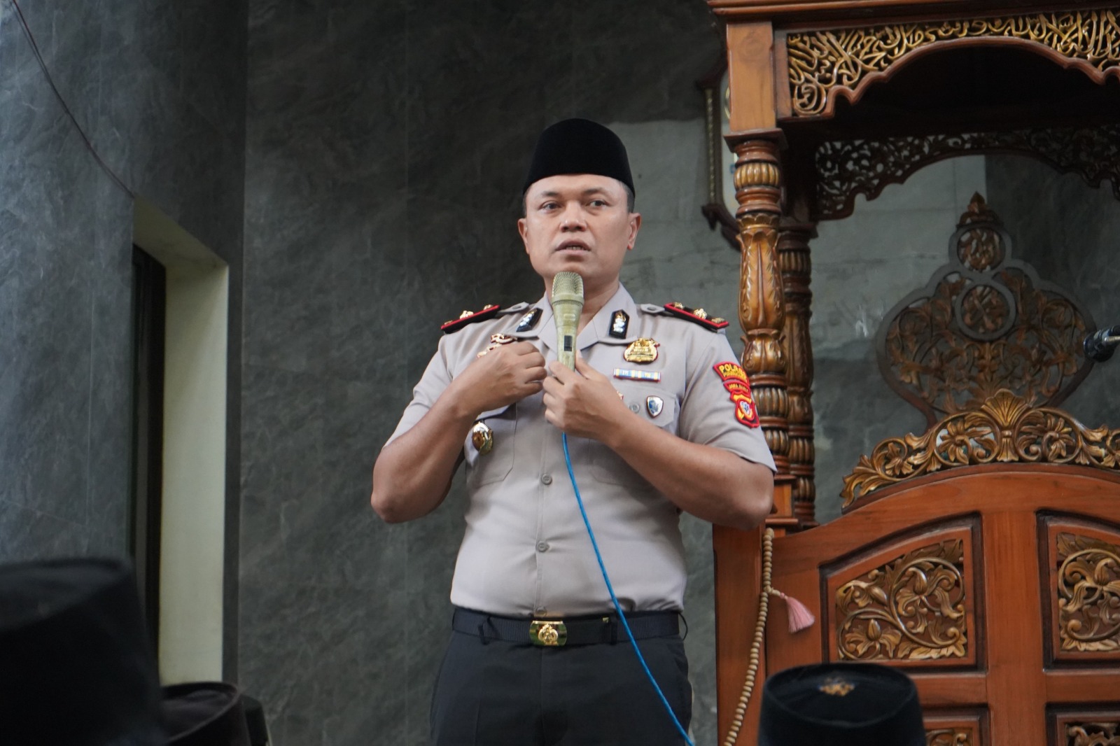 Jumat Keliling di Purwakarta, Wakapolres Ajak Orang Tua Awasi Remaja dan Cegah Curanmor