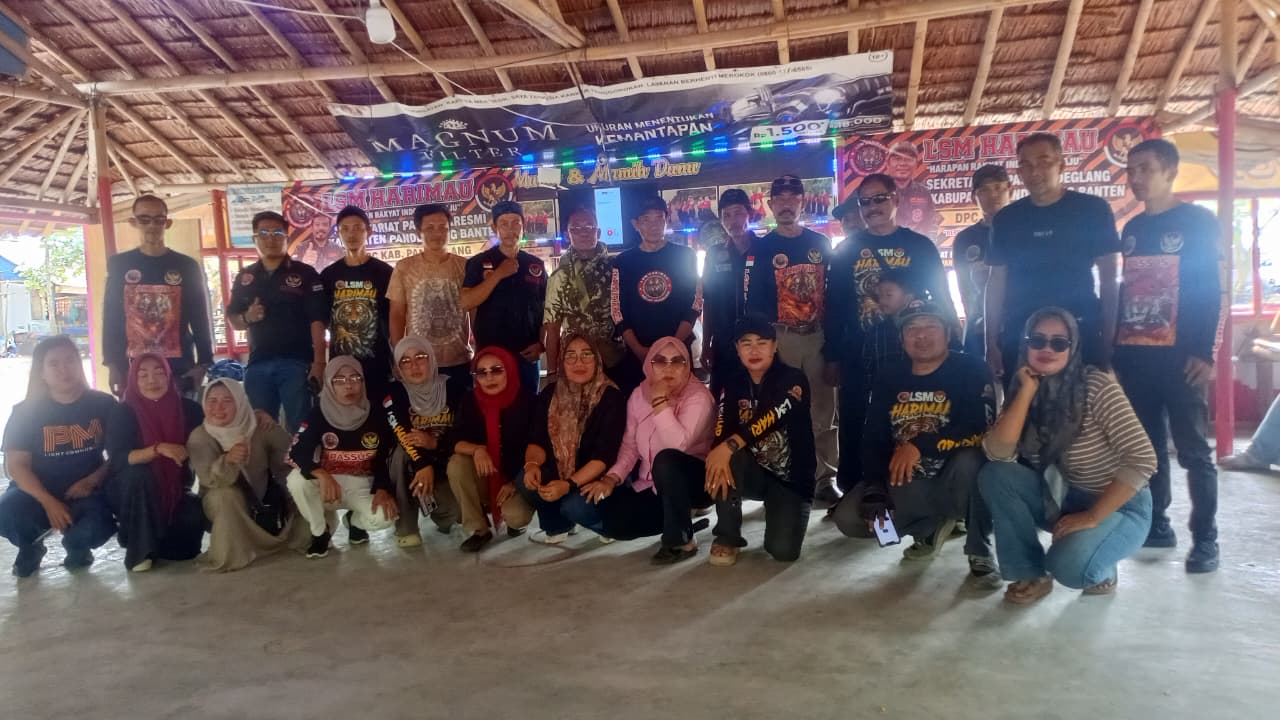KOPDAR DAN SILATURAHMI JAJARAN LSM HARIMAU DPC DAN PAC SE KAB PANDEGLANG BERLANGSUNG KHIDMAT DI PANTAI KAROENG SUKARESMI
