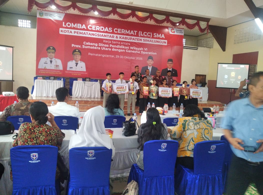 49 Sekolah Tingkat SMA Di Siantar Ikuti LCC,Budi Mulia Juara Pertama