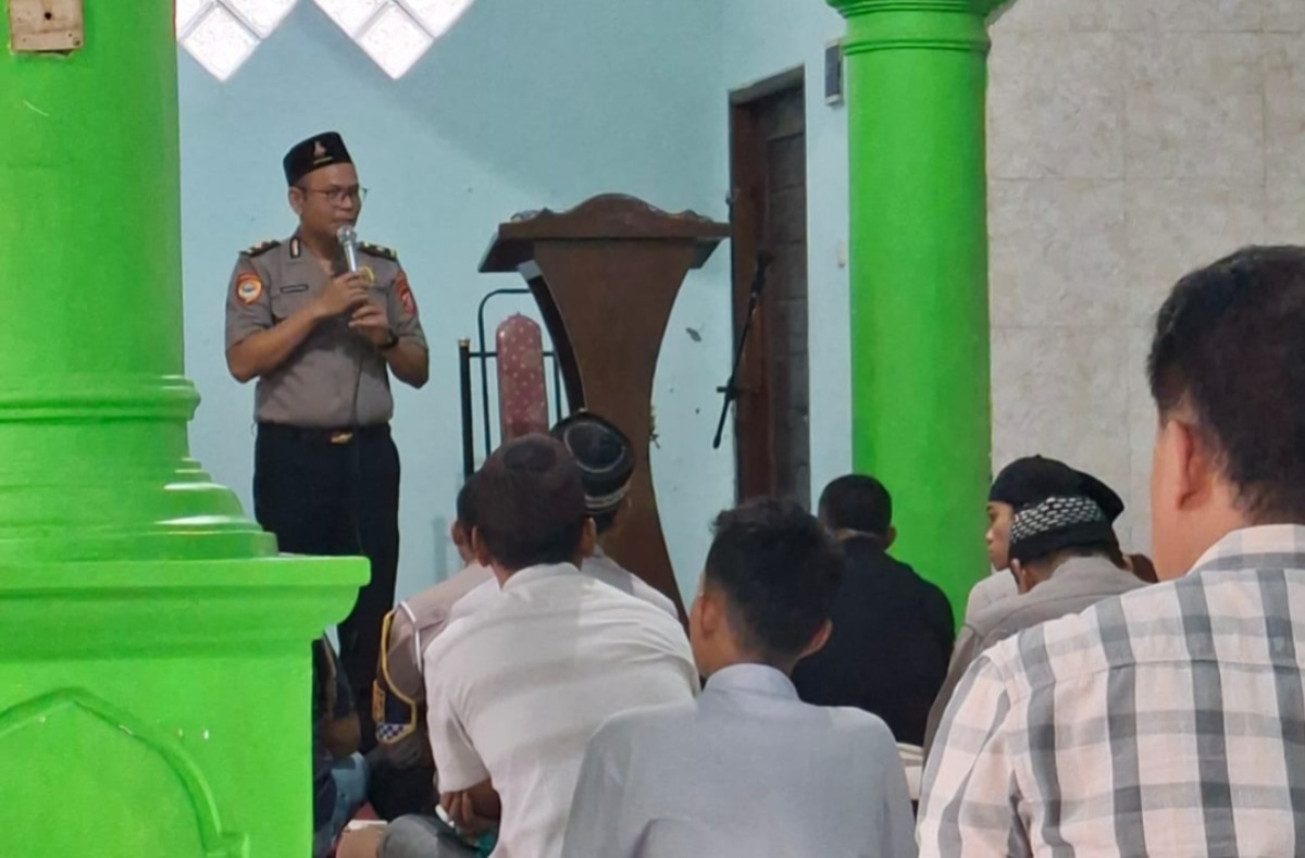 Jumat Keliling Polres Purwakarta, Bahas Tawuran Pelajar hingga Antisipasi Curanmor Bersama Warga