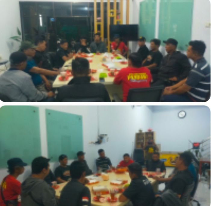 RAPAT KERJA” PAC PANDAWA PATINGALLOANG TAMALATE” TEKANKAN SETIAP ANGGOTA MAMPU BERINTERAKSI DAN PROFESIONAL