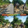 TERIK MATAHARI TAK SURUTKAN SEMANGAT GOTONG ROYONG, SATGAS TMMD KE-130 KODIM 0314/INHIL BERSAMA WARGA KEBUT SEMENISASI JALAN 1 KILOMETER